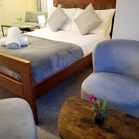 Inn By The Sea, Portsmouth - En Suite Rooms With Or Without Sea View, Onsite Ev 22Kw بورتسماوث المظهر الخارجي الصورة