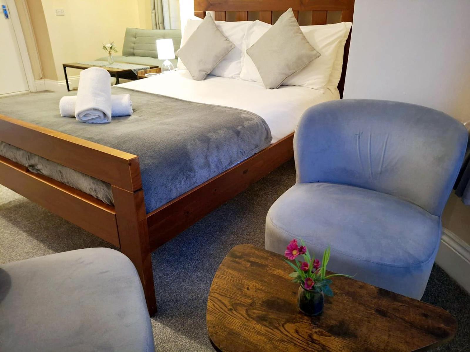 Inn By The Sea, Portsmouth - En Suite Rooms With Or Without Sea View, Onsite Ev 22Kw بورتسماوث المظهر الخارجي الصورة