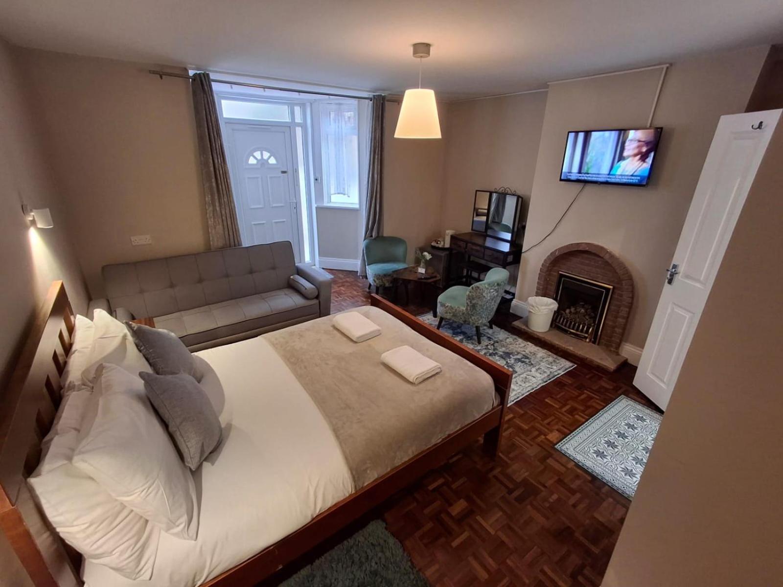 Inn By The Sea, Portsmouth - En Suite Rooms With Or Without Sea View, Onsite Ev 22Kw بورتسماوث المظهر الخارجي الصورة