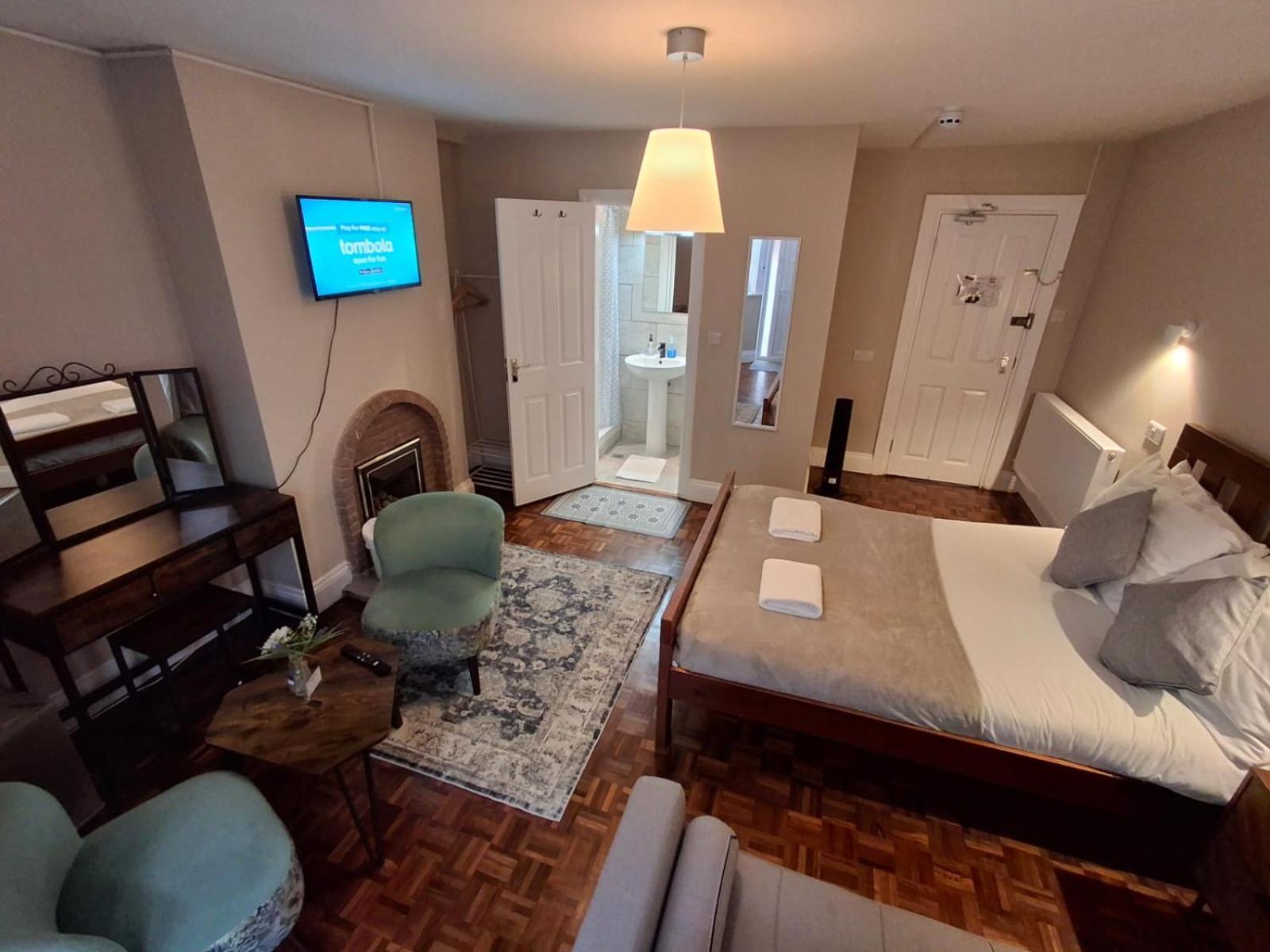 Inn By The Sea, Portsmouth - En Suite Rooms With Or Without Sea View, Onsite Ev 22Kw بورتسماوث المظهر الخارجي الصورة